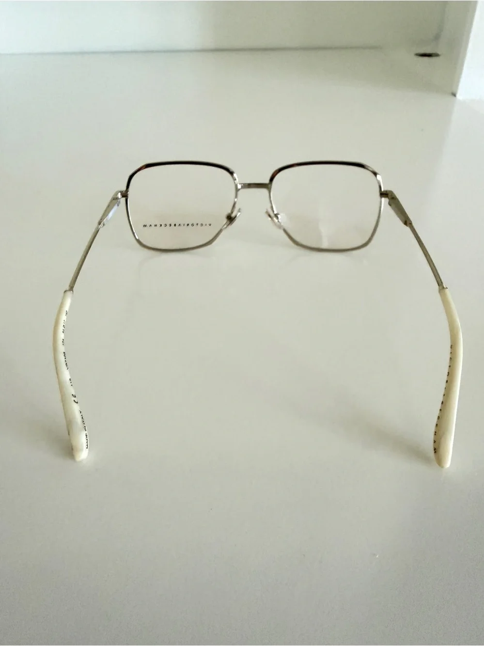 Victoria Beckham VB2108 Oversize Square Gold & White Chevron Glasses Full Set